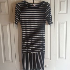 LulaRoe Julia dress  Sz Sm
